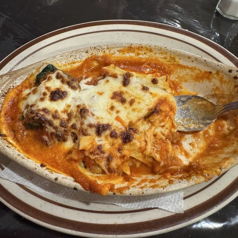 Hawk's Crawfish Restaurant - Rayne