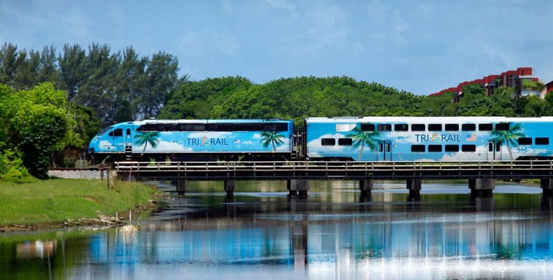 12 Florida Train Rides That Turn Day Trips Into Memories - Decor Hint Tri-Rail Coastal Connection