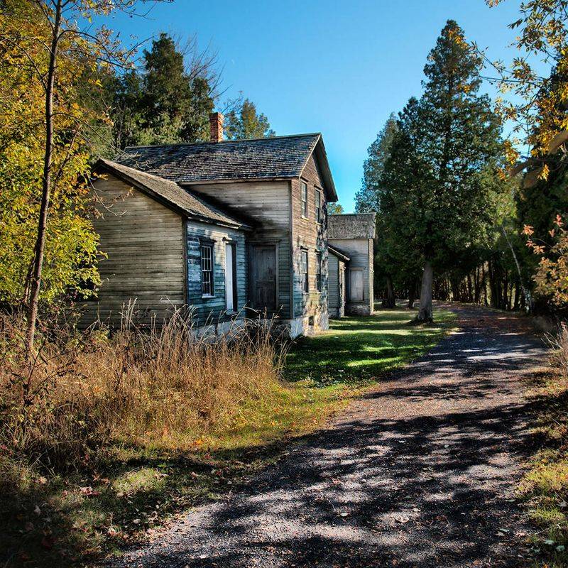 Things That Make Fayette One Of Michigan's Most Intriguing Abandoned Towns - Decor Hint Economic Decline and Abandonment