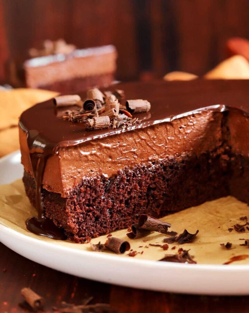 The North Carolina Buffet Everyone Loves For Its Dessert Pies - Decor Hint Chocolate Cake Slices That Rival Any Pie