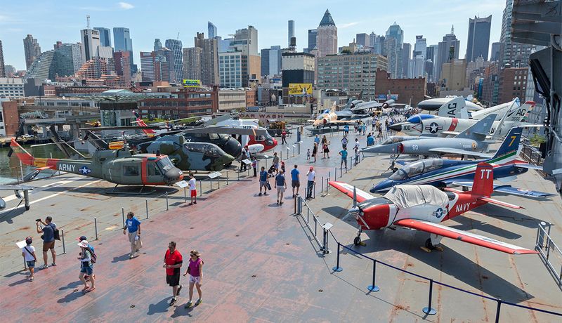 Visit the Intrepid Sea, Air & Space Museum