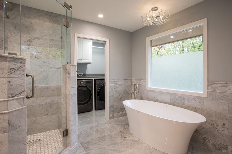 Texas Homeowners Reveal The Bathroom Upgrades They'd Never Do Again - Decor Hint Ripping Out the Bathtub Completely