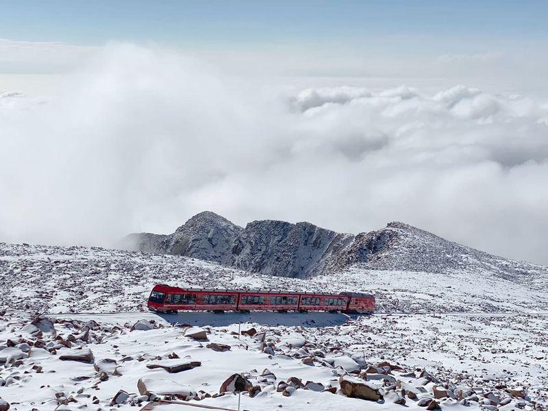Fun Things To Do In Colorado This Thanksgiving Weekend - Decor Hint Pikes Peak Cog Railway Winter Journey