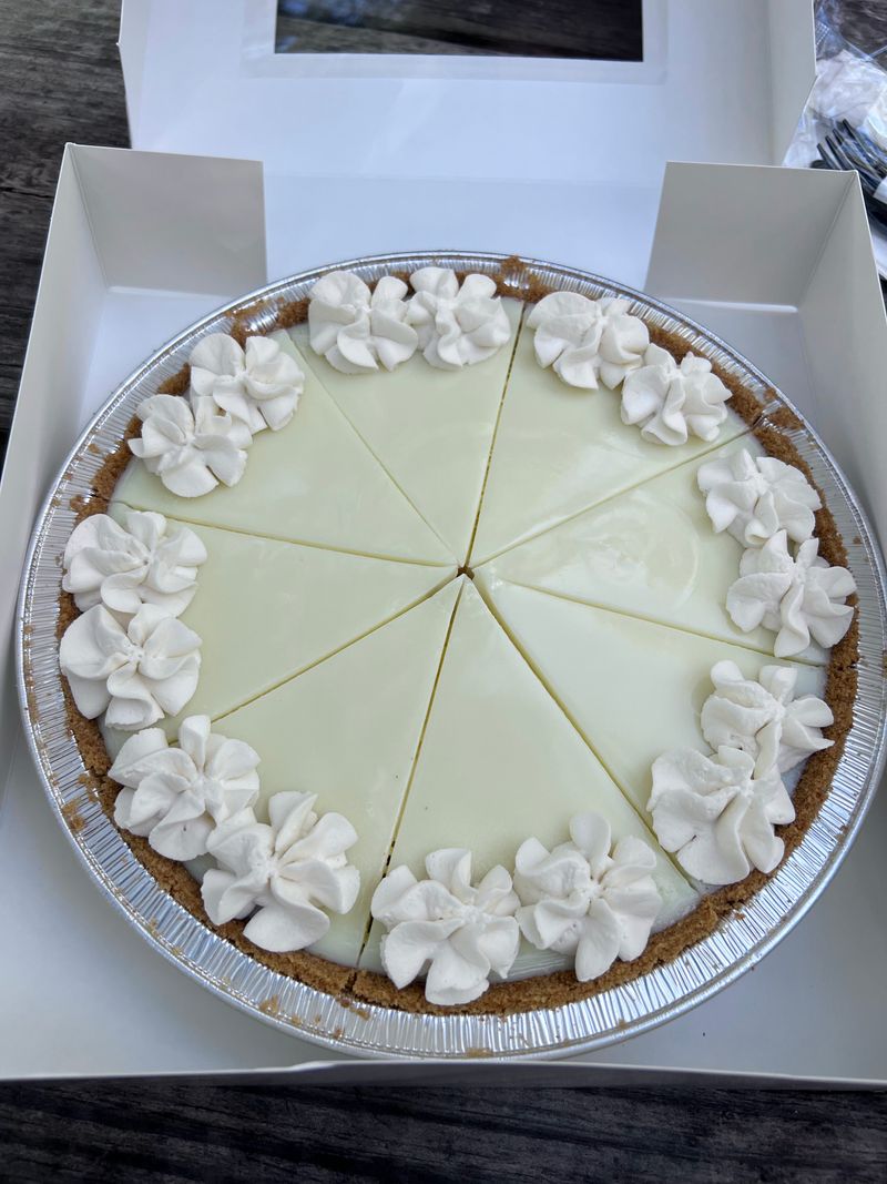Florida's Key Lime Pie Everyone Raves About, Skip Key West For This One - Decor Hint Flavors That Go Way Beyond Basic Lime