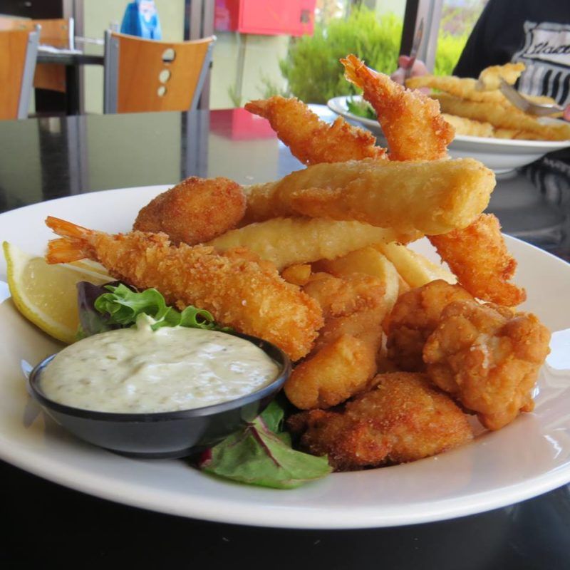 12 Idaho Fried Fish Joints Locals Swear By For Fresh Flavor In The Heartland - Decor Hint Riverside Hotel