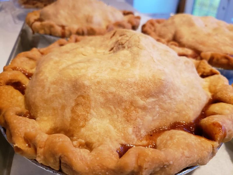 The Best Apple Pie Spots To Try In Vermont - Decor Hint Vermont Apple Pie Bakery