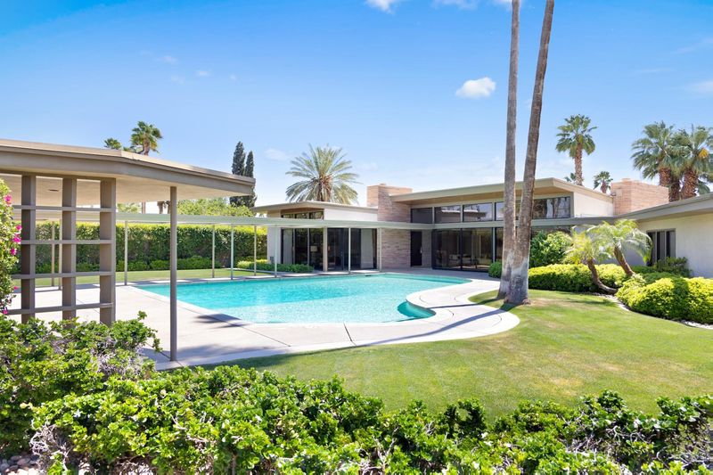 Frank Sinatra's Twin Palms Estate: Mid-Century Modern Marvel