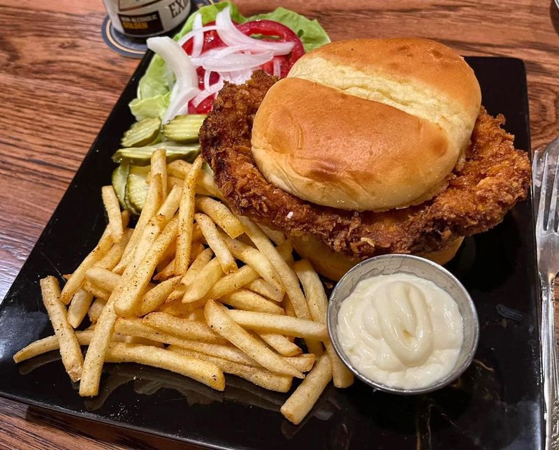 9 Iowa Tenderloin Shops That Made The State A Food Destination - Decor Hint The Market at the Tap