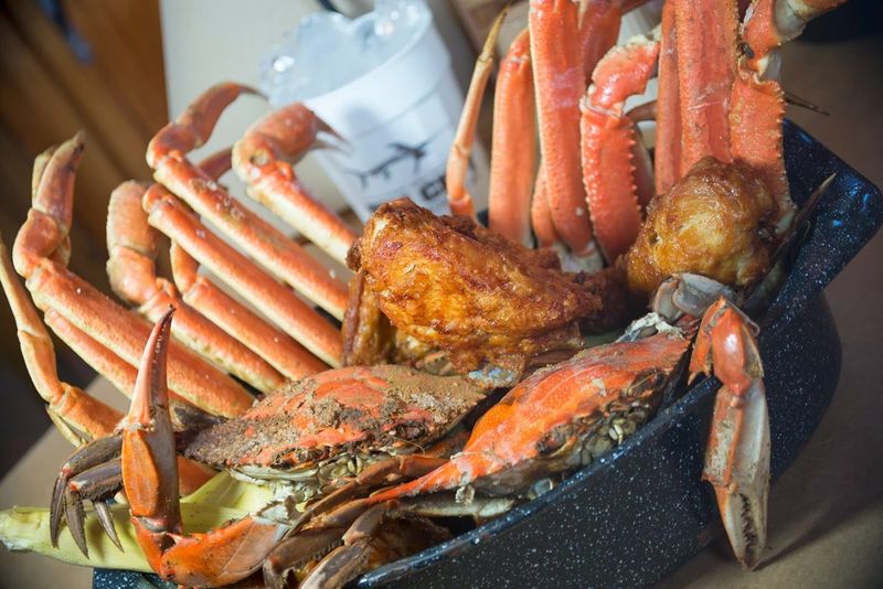 18 Weekend Seafood Buffets In Maryland That Always Stay Packed - Decor Hint Hooper's Crab House