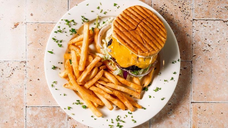 Minneapolis, Minnesota Restaurants With James Beard Honors You Need To Visit - Decor Hint Pizzeria Lola