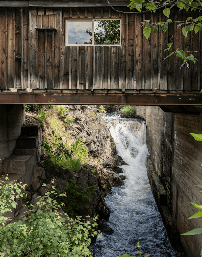 Local-Favorite Idaho Restaurants Visitors Rarely Find - Decor Hint The Falls Inn