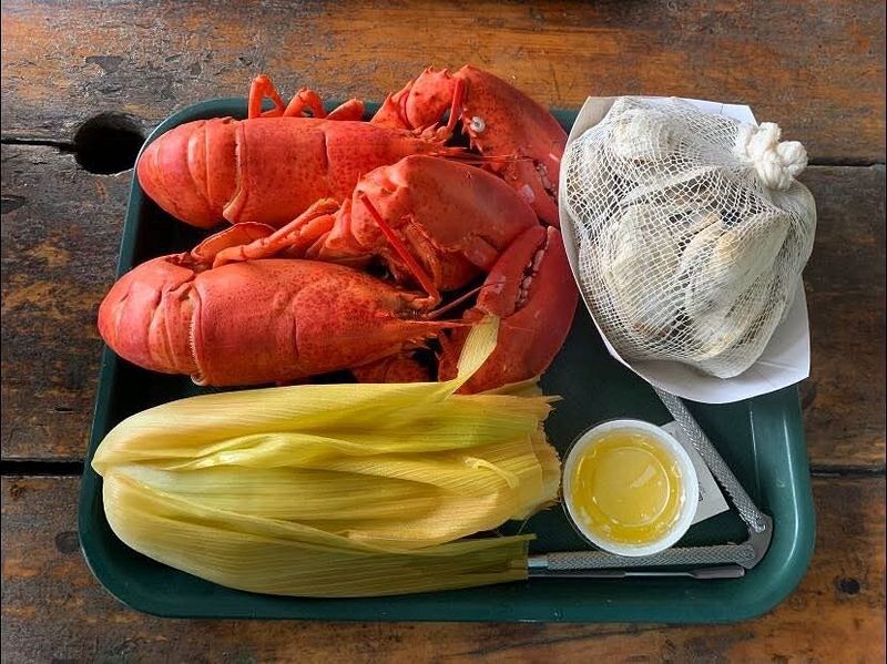 20 Hidden Gem Maine Lobster Shacks That Prove The Best Seafood Isn't Always On The Map - Decor Hint Muscongus Bay Lobster