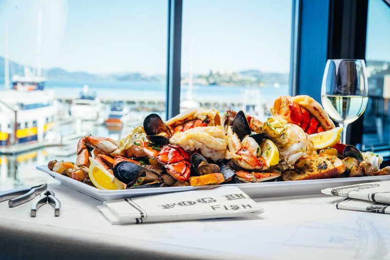 Pier Market Seafood Restaurant