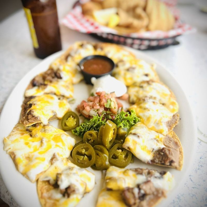 Top 10 Best Lakeside Restaurants In Dallas, TX - Decor Hint Sneaky Pete’s