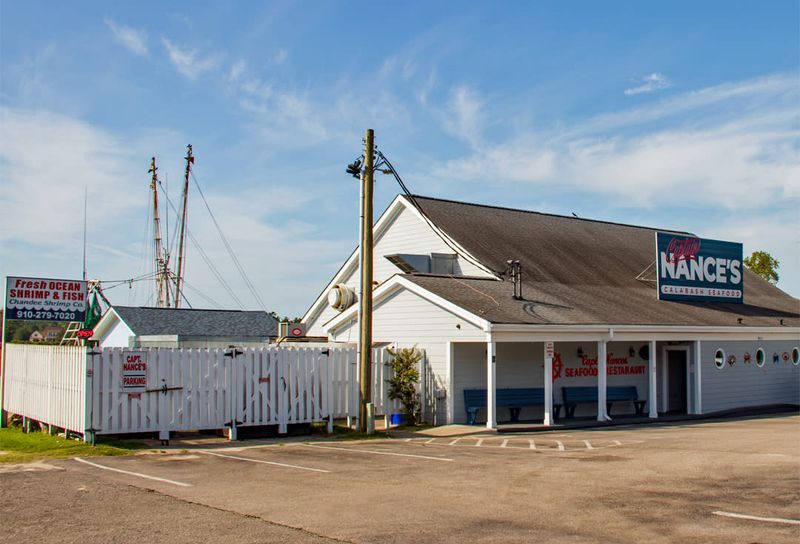 North Carolina Lobster Roll Spots Serving Fresh, Simple Perfection - Decor Hint Captain Nancy's Seafood