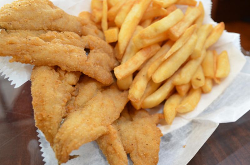 12 Idaho Fried Fish Joints Locals Swear By For Fresh Flavor In The Heartland - Decor Hint Fresh Off The Hook