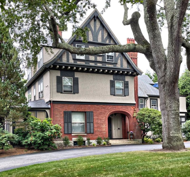 Pierce-Guild's Towering Third Floor