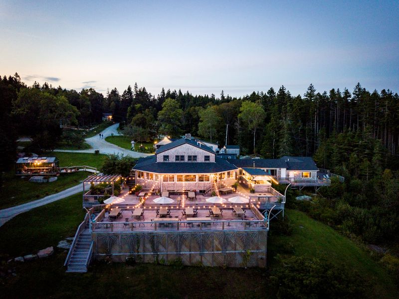 20 Hidden Gem Maine Lobster Shacks That Prove The Best Seafood Isn't Always On The Map - Decor Hint Aragosta at Goose Cove