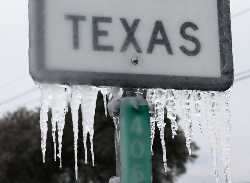 Snow Barely Exists In Texas