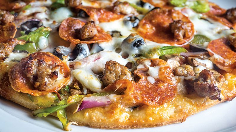 14 Kentucky Pizza Spots Locals Swear Beat The Big Chains Hands Down - Decor Hint Puccini's Smiling Teeth