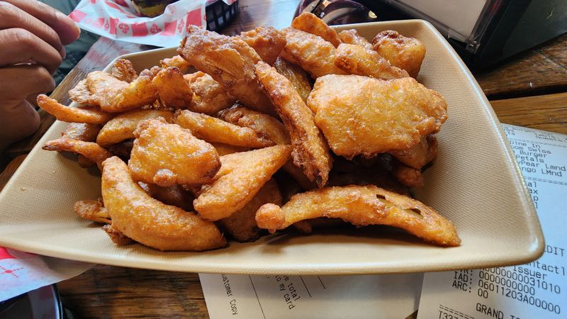 New Mexico Fish Fry Joints Serving Bold Southwestern Taste - Decor Hint Laguna Burger