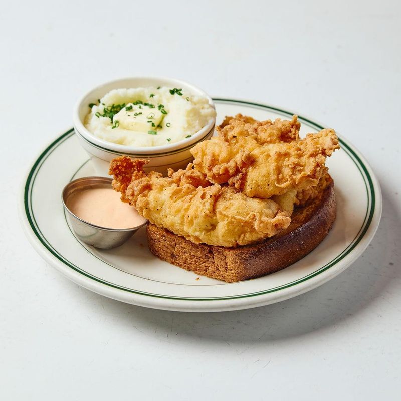 Pies 'n' Thighs Sandwich Innovation