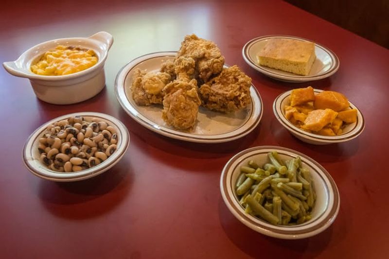 16 Hidden North Carolina Eateries Locals Can't Stop Talking About - Decor Hint Mama Dip's Kitchen