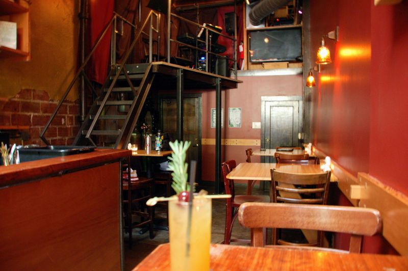 North Mississippi Avenue's Must-Try Restaurants & Bars - Decor Hint Mendelssohns