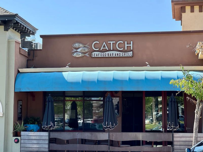 Under-The-Radar California Seafood Shacks With Pacific Flavor - Decor Hint The Catch At Avila Beach