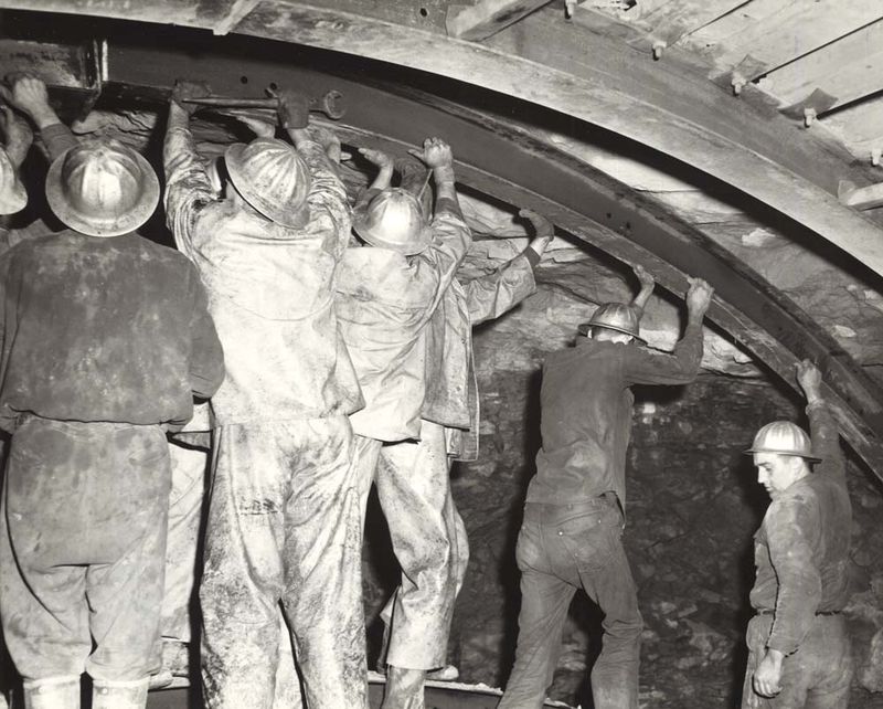 Things You Probably Didn't Know About Pennsylvania's Most Unique Tunnel - Decor Hint Built During the Great Depression