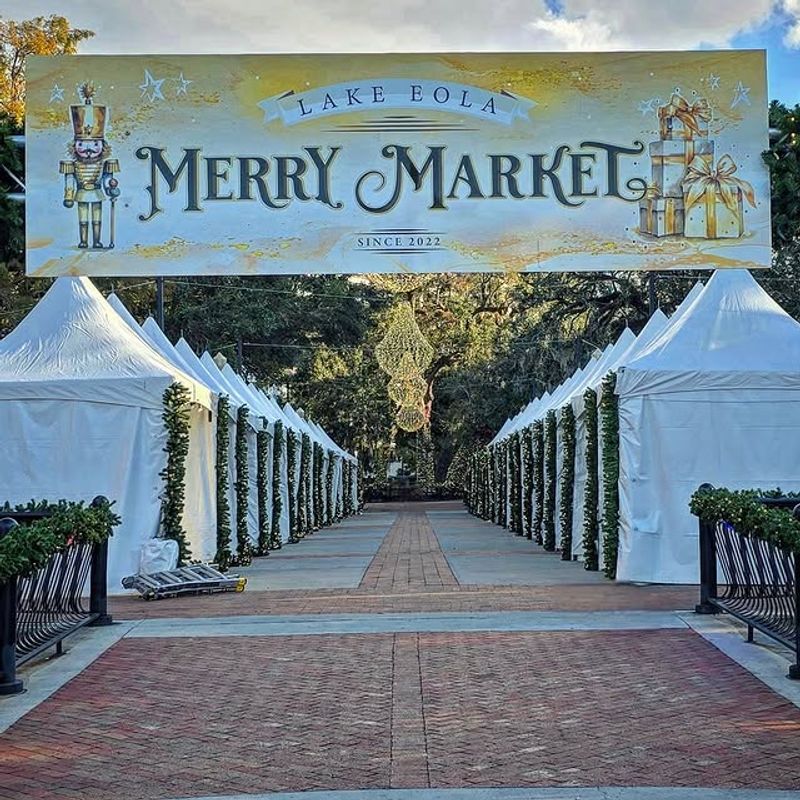 Lake Eola Holiday Market