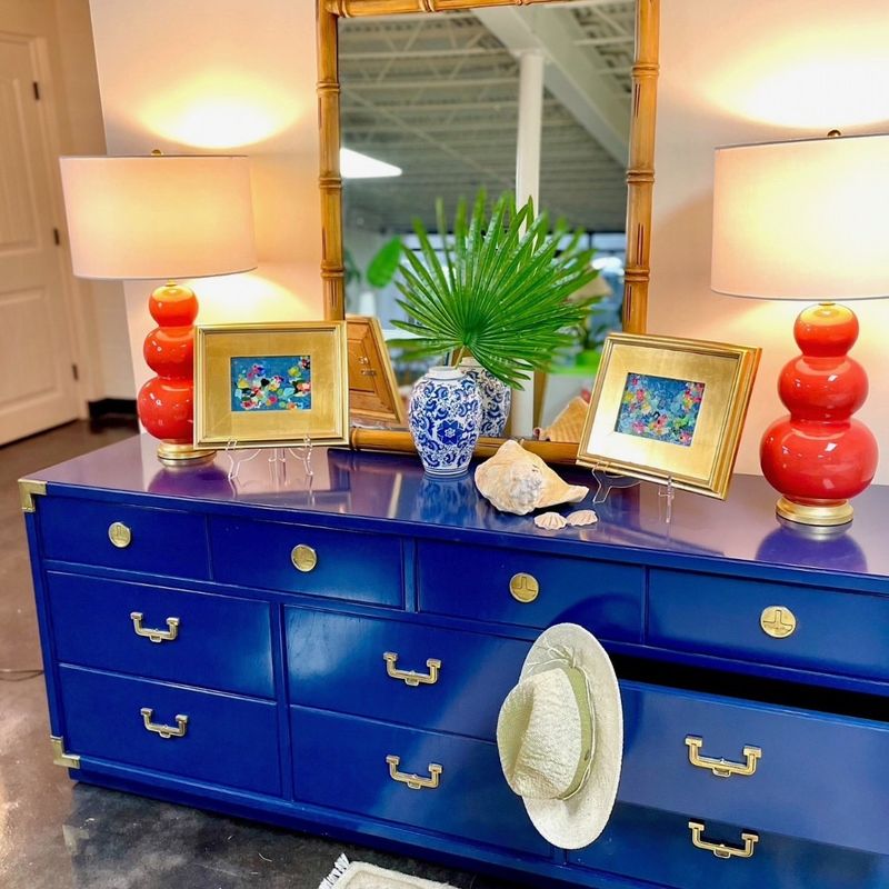 Vintage Inspired Florida Home Trends Millennials Are Loving Again - Decor Hint Campaign Style Furniture