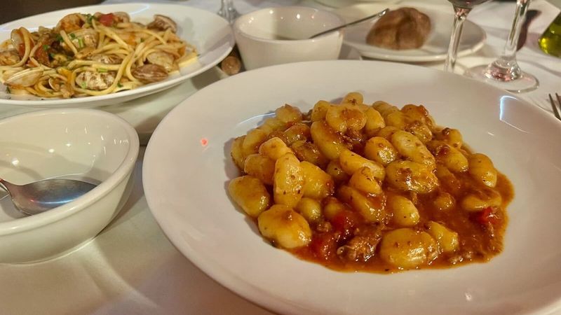 10 Illinois Pasta Restaurants Still Making Italian Classics The Traditional Way - Decor Hint Sapori Trattoria
