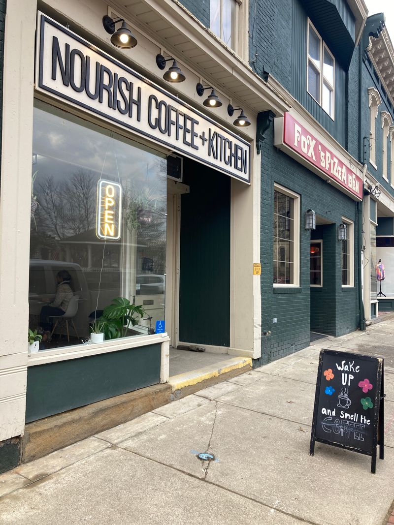 Ohio Village Between Akron And Pittsburgh Is Full Of Small-Town Charm And Friendly Faces - Decor Hint Coffee Crawl On Main Street