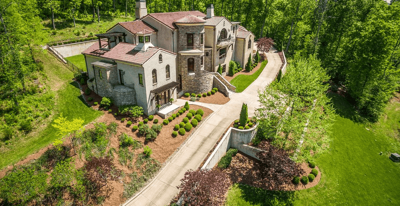 Say Farewell To 12 Classic Tennessee Homes, They're Falling Out Of Favor - Decor Hint Tuscan-Inspired Villas