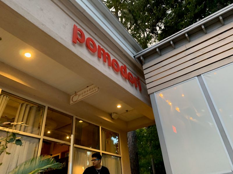 Pomodori Italian Eatery