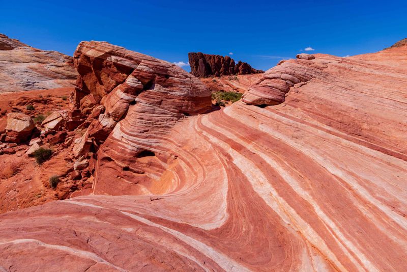 Nevada Hotspots Where The Locals Have Been Replaced By Tourists - Decor Hint Valley of Fire State Park