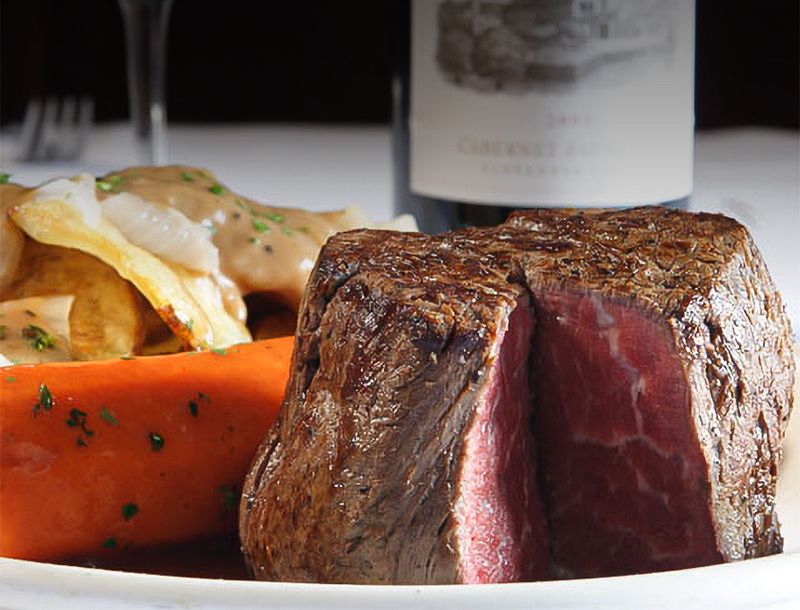 Must-Try Texas Restaurants For A Thanksgiving Feast You'll Actually Remember - Decor Hint Bob's Steak & Chop House