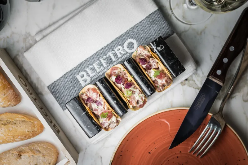 20 Minnesota Grocery Stores Delivering Old-School Quality And Fresh Flavorful Meat - Decor Hint Beeftro's Meat Market