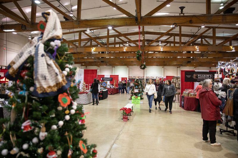 Salem Holiday Market