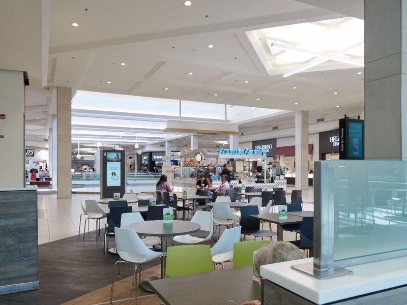 20+ Texas Malls That Shaped Shopping In The Lone Star State - Decor Hint Ingram Park Mall