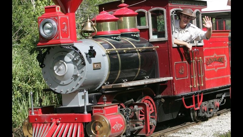 12 Florida Train Rides That Turn Day Trips Into Memories - Decor Hint Gatorland Express Train