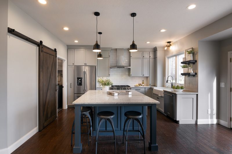 Industrial Farmhouse Mix