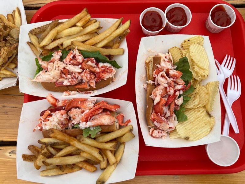 20 Hidden Gem Maine Lobster Shacks That Prove The Best Seafood Isn't Always On The Map - Decor Hint Five Islands Lobster Company
