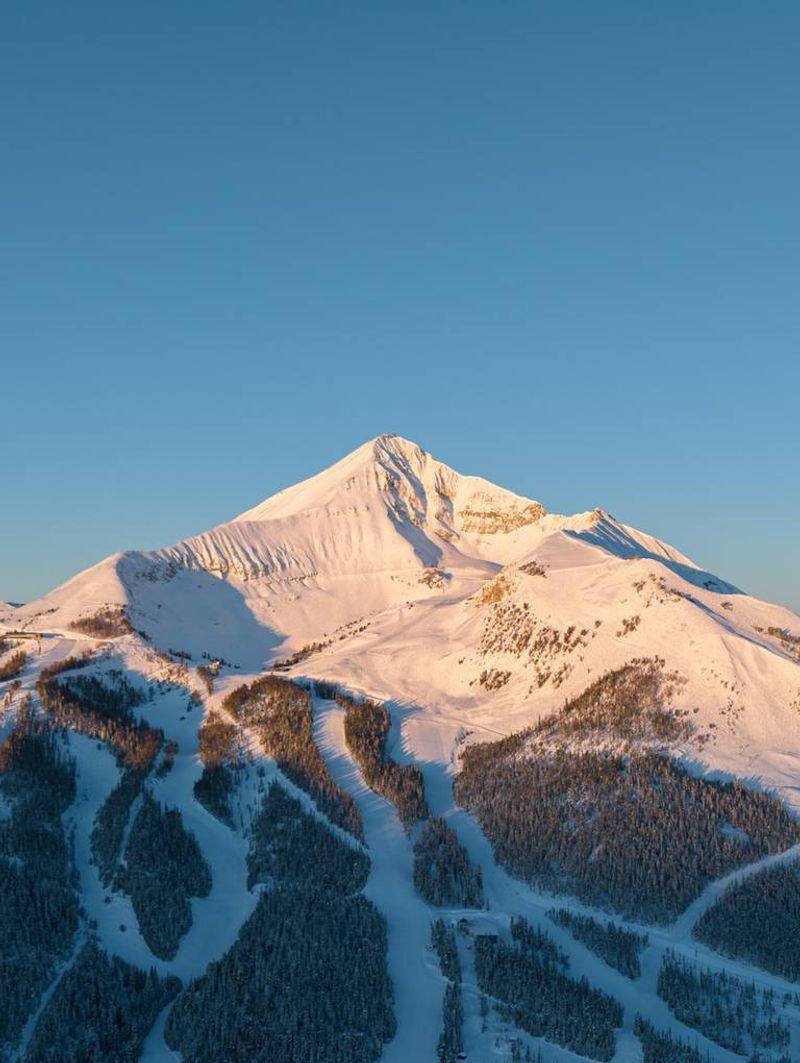 Hidden Gem Montana Ski Towns Perfect For Your Next Winter Getaway - Decor Hint Big Sky
