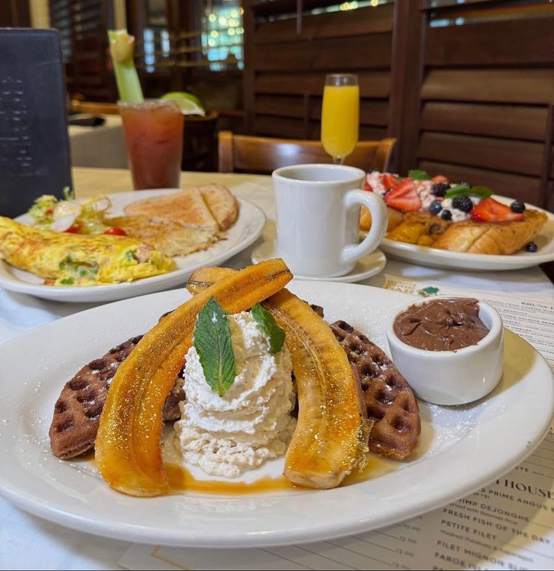 Hugo's Frog Bar & Fish House in Naperville