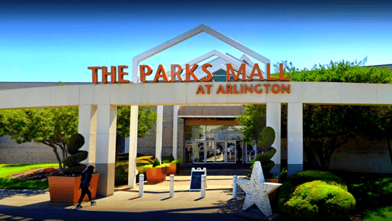 20+ Texas Malls That Shaped Shopping In The Lone Star State - Decor Hint The Parks at Arlington