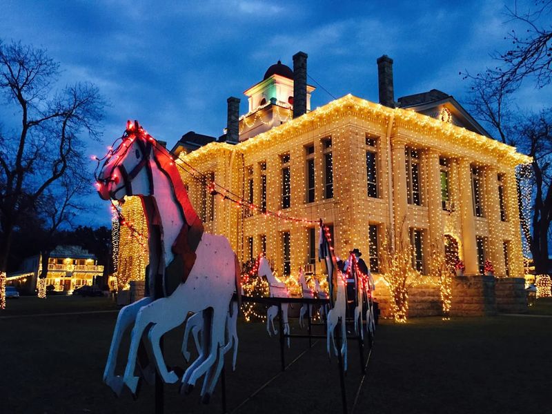 20 Texas Winter Festivals You Can't Miss In 2025 - From Hill Country Lights To Holiday Rodeos - Decor Hint Johnson City Lights Spectacular
