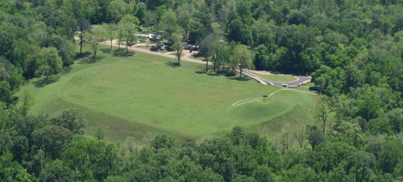 Mississippi National Parks Every History Lover Should Visit At Least Once - Decor Hint Emerald Mound