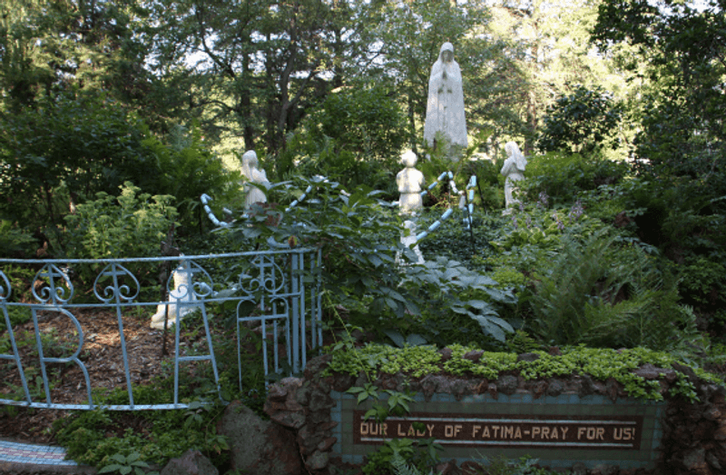 Rudolph Grotto Gardens – Rudolph, WI